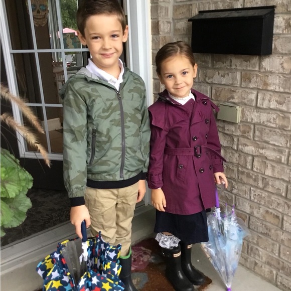 Size 4 kids burberry AUTHENTIC trench coat - Picture 5 of 9